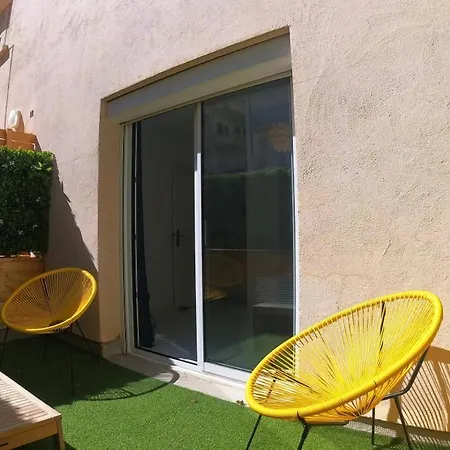 T2 Renove A 50m De La Appartement *